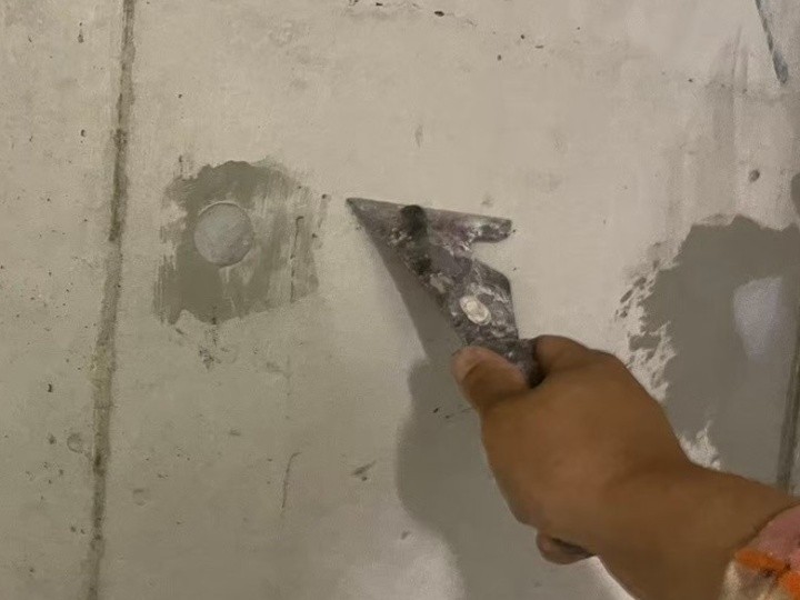 カワスキを使用したケレン作業